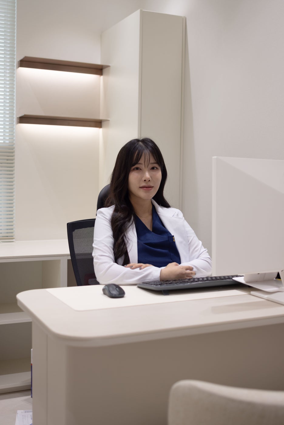 선정릉역피부과, 볼살·이중턱 고민이라면 하이미브이주사 사진 3