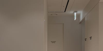 압구정입술필러, 효과를 두 배로 만드는 입꼬리 보톡스 조합 사진 12
