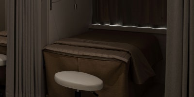 압구정입술필러, 효과를 두 배로 만드는 입꼬리 보톡스 조합 사진 28