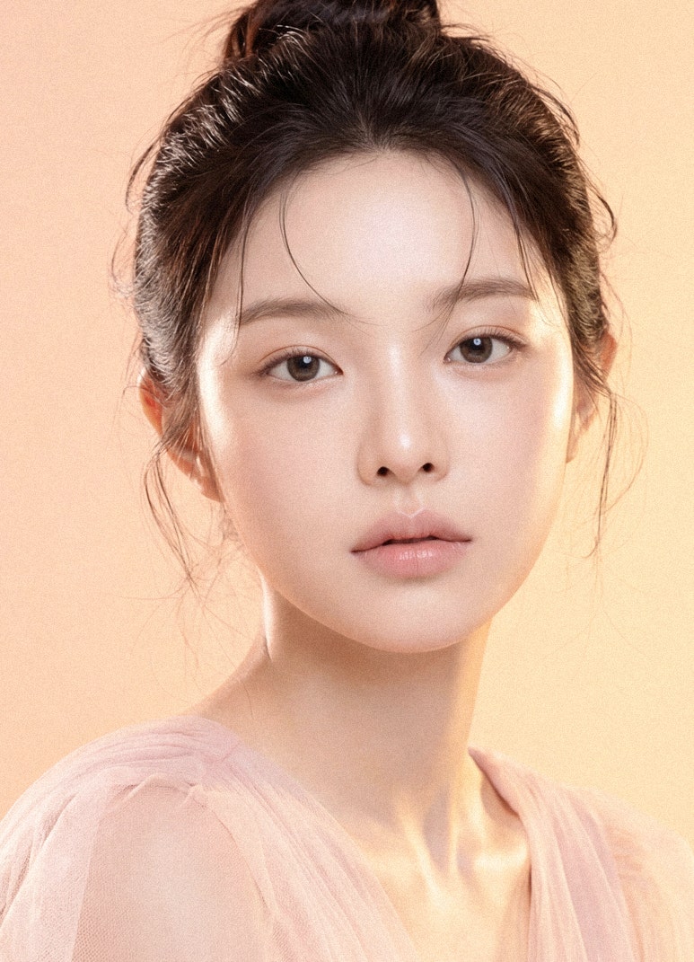 김해리투오 스킨부스터 얼굴 변화 확인 사진 5