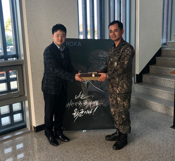 [江南Smile眼科] :: 參加了第19屆駐韓美軍韓語英語演講比賽 :D 사진 6